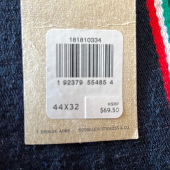 Levi’s 541 Jeans - Picture 5 of 5